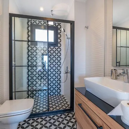 别墅 Oludeniz 3 Bedroom *