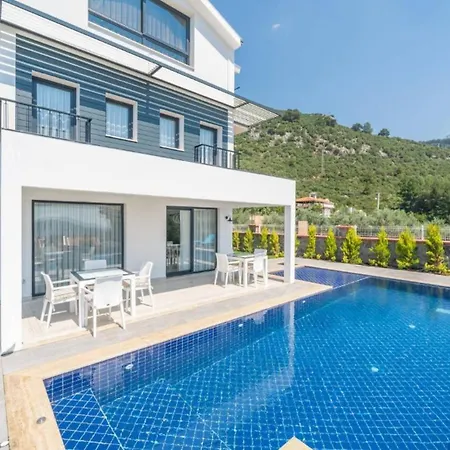 Oludeniz 3 Bedroom - 6042 Villa Fethiye